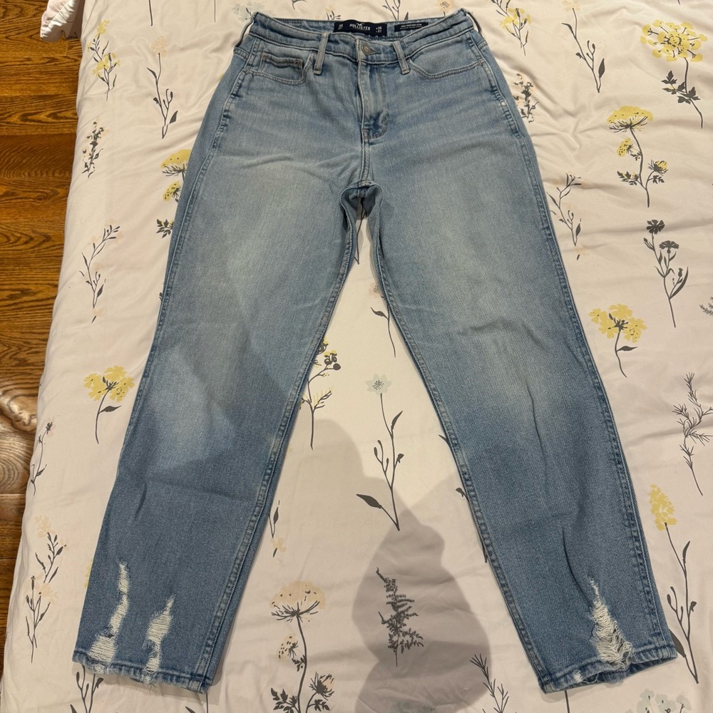 Hollister High-Rise Mom Jeans, Size 3R